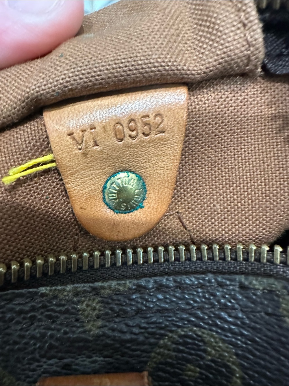 Louis Vuitton Speedy 30 Monogram Canvas Satchel Bag France May 1992 - Picture 11 of 12